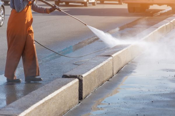 Cost of Commercial Concrete Cleaning in San Luis Obispo