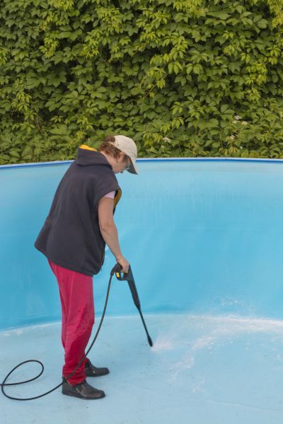Cost of Pool Pressure Washing in San Luis Obispo