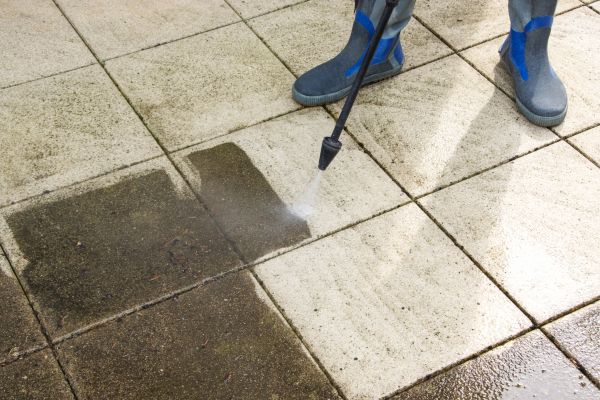 Cost of Outdoor Concrete Cleaning in San Luis Obispo